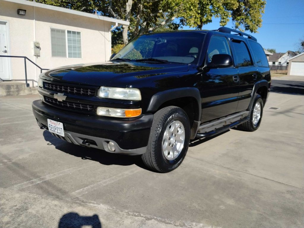 2003 Chevrolet Tahoe Image 1