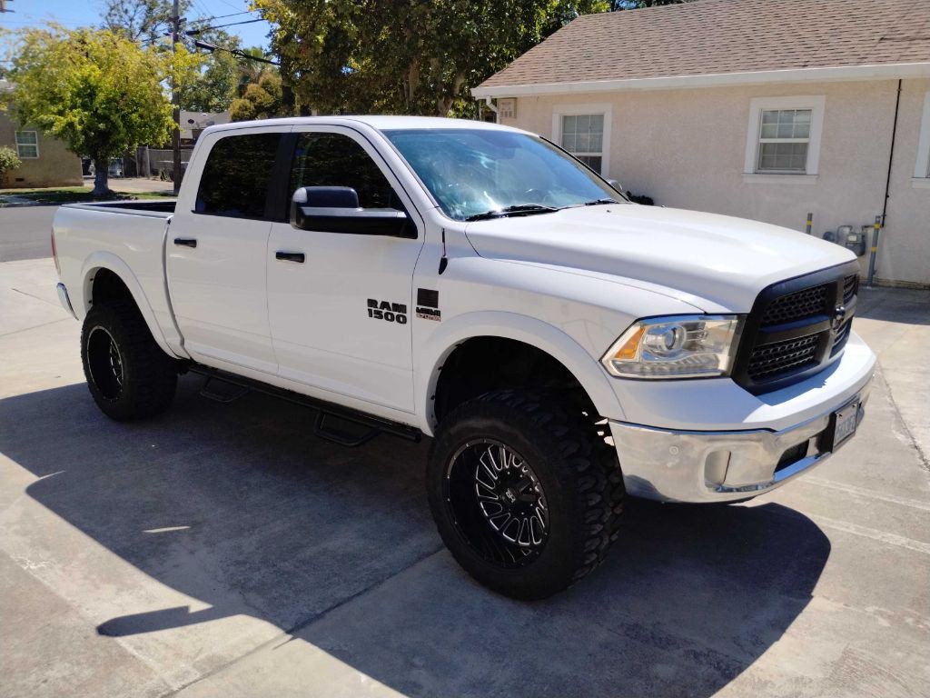 2017 RAM 1500 Image 6