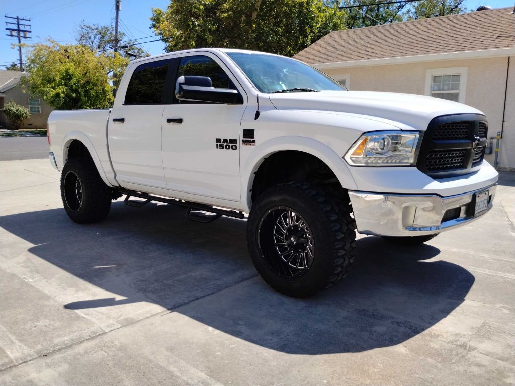 2017 RAM 1500 Image 7