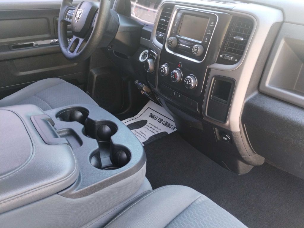 2014 RAM 1500 Image 17