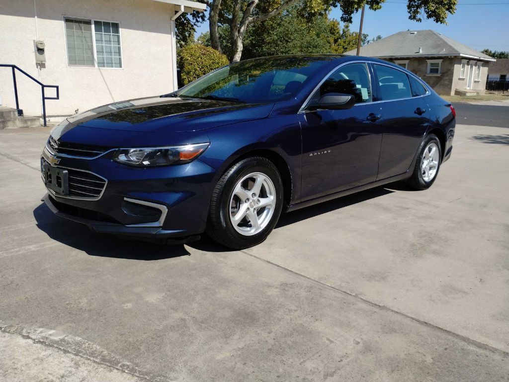 2016 Chevrolet Malibu Image 4