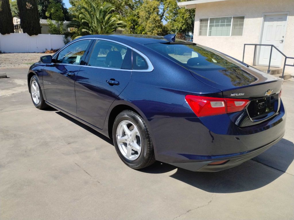 2016 Chevrolet Malibu Image 10