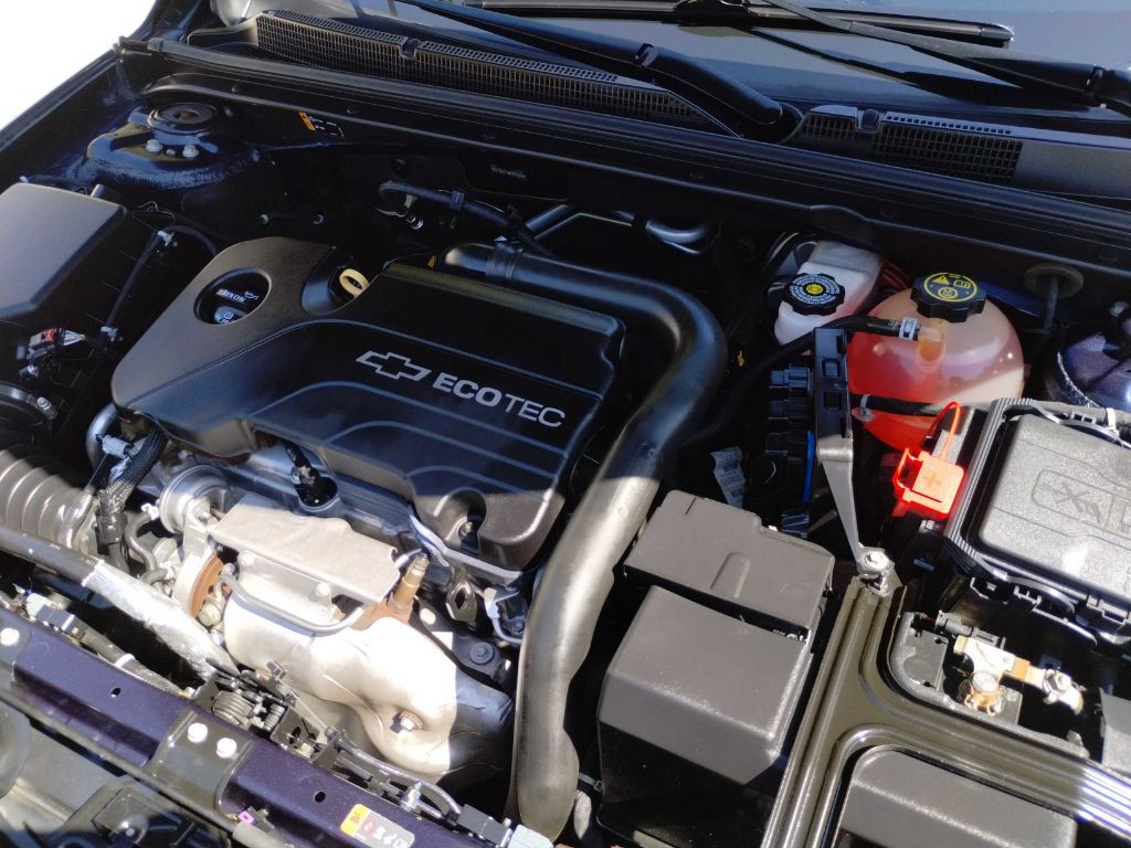 2016 Chevrolet Malibu Image 18