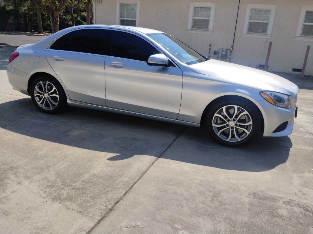 2015 Mercedes-Benz C-Class Image 6