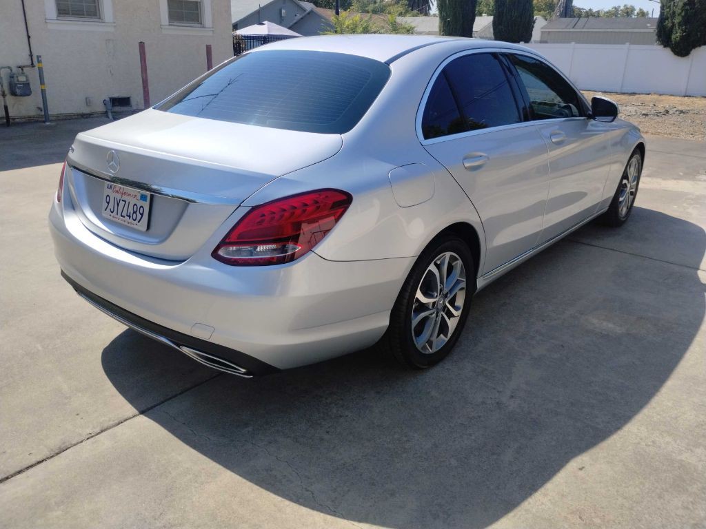 2015 Mercedes-Benz C-Class Image 7
