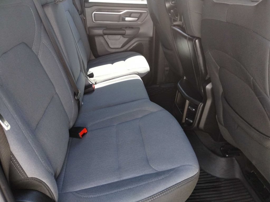 2021 RAM 1500 Image 11