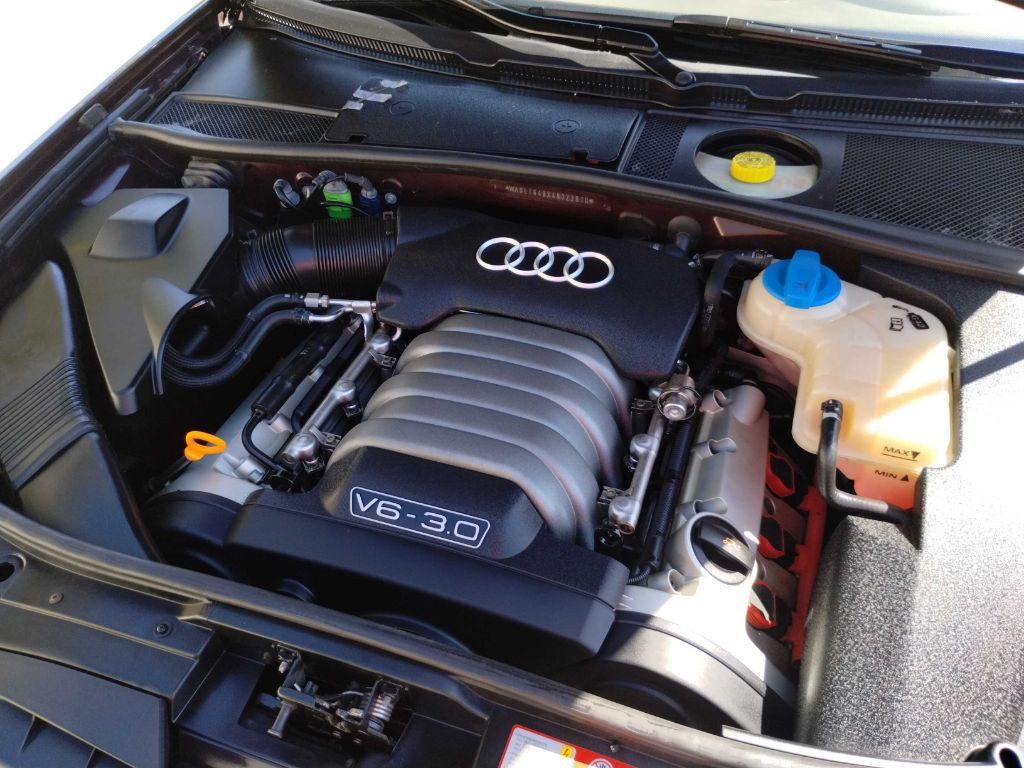 2004 Audi A6 Image 19