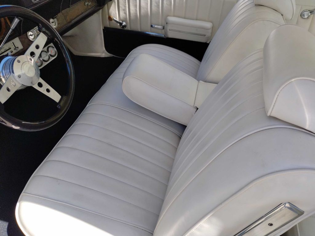 1970 Oldsmobile Cutlass Image 19