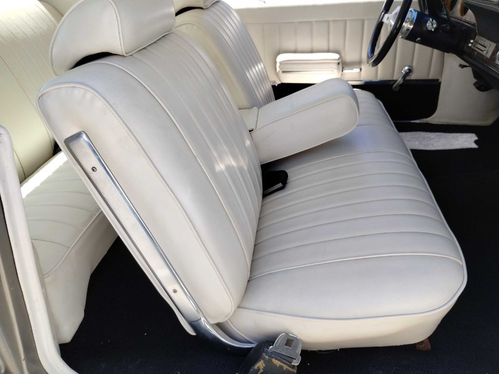 1970 Oldsmobile Cutlass Image 22