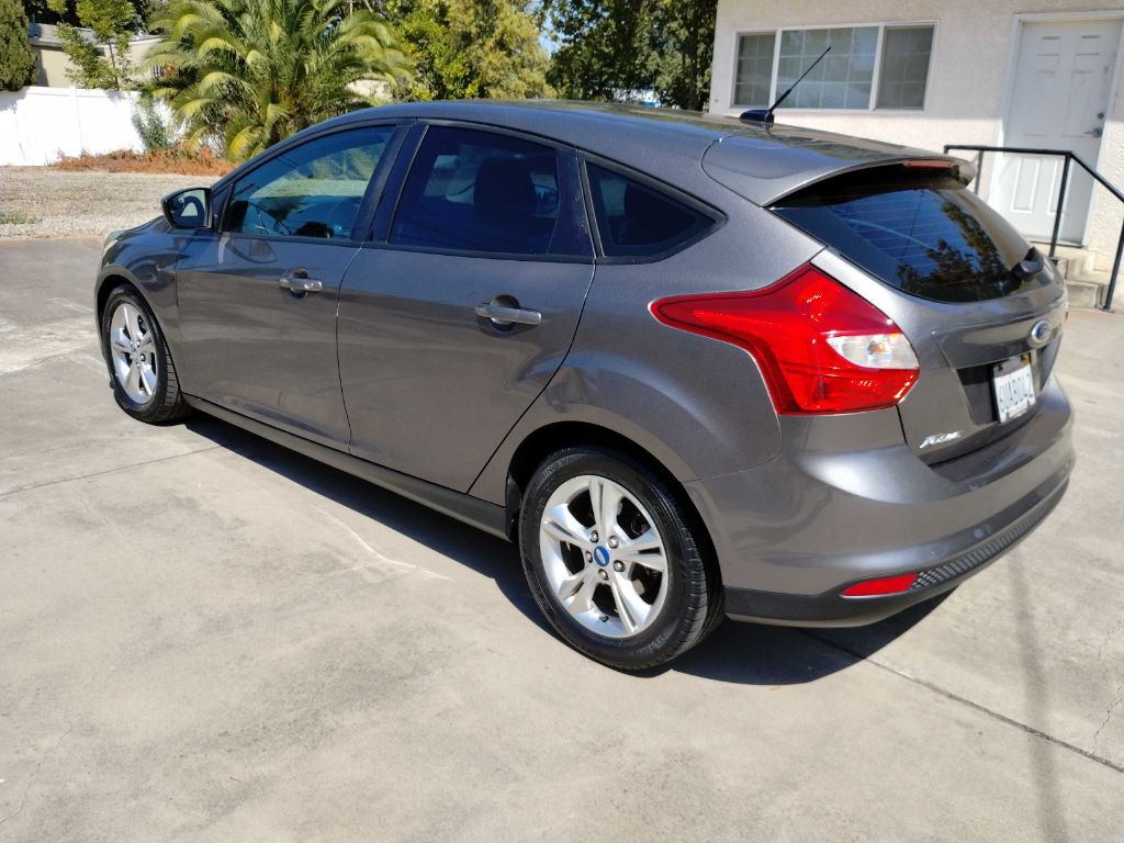 2012 Ford Focus Image 9