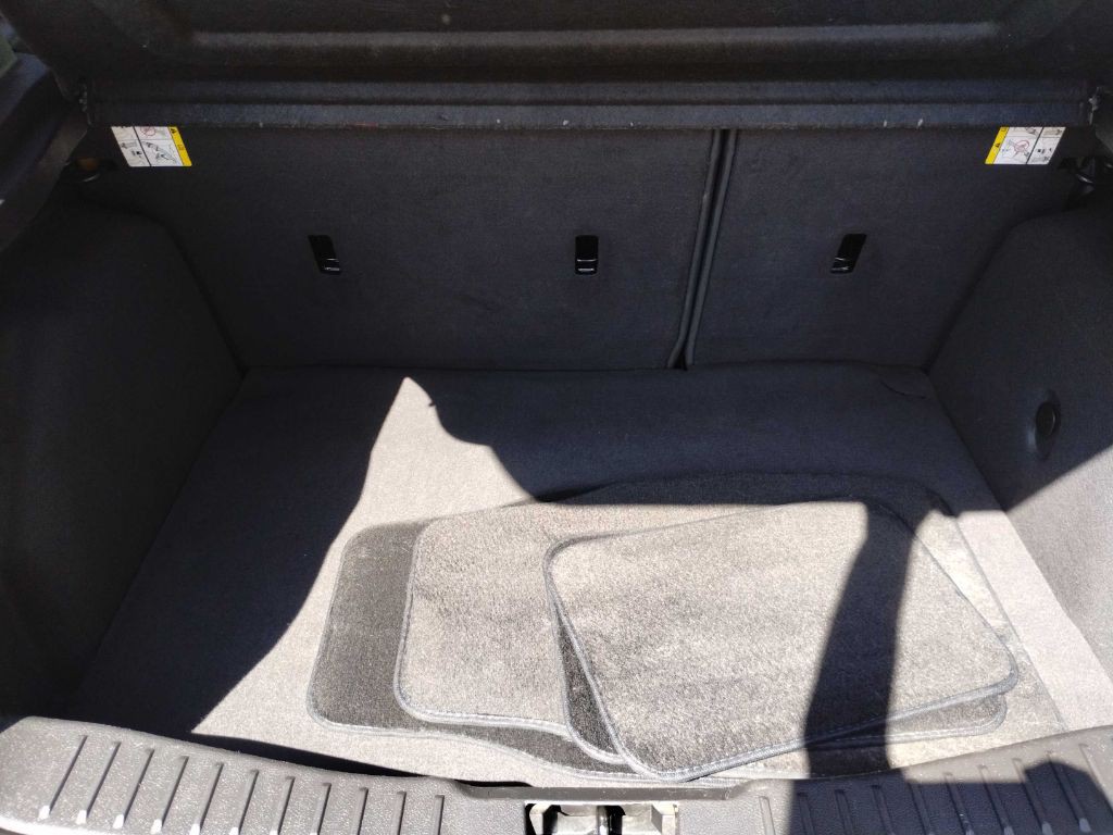 2012 Ford Focus Image 11