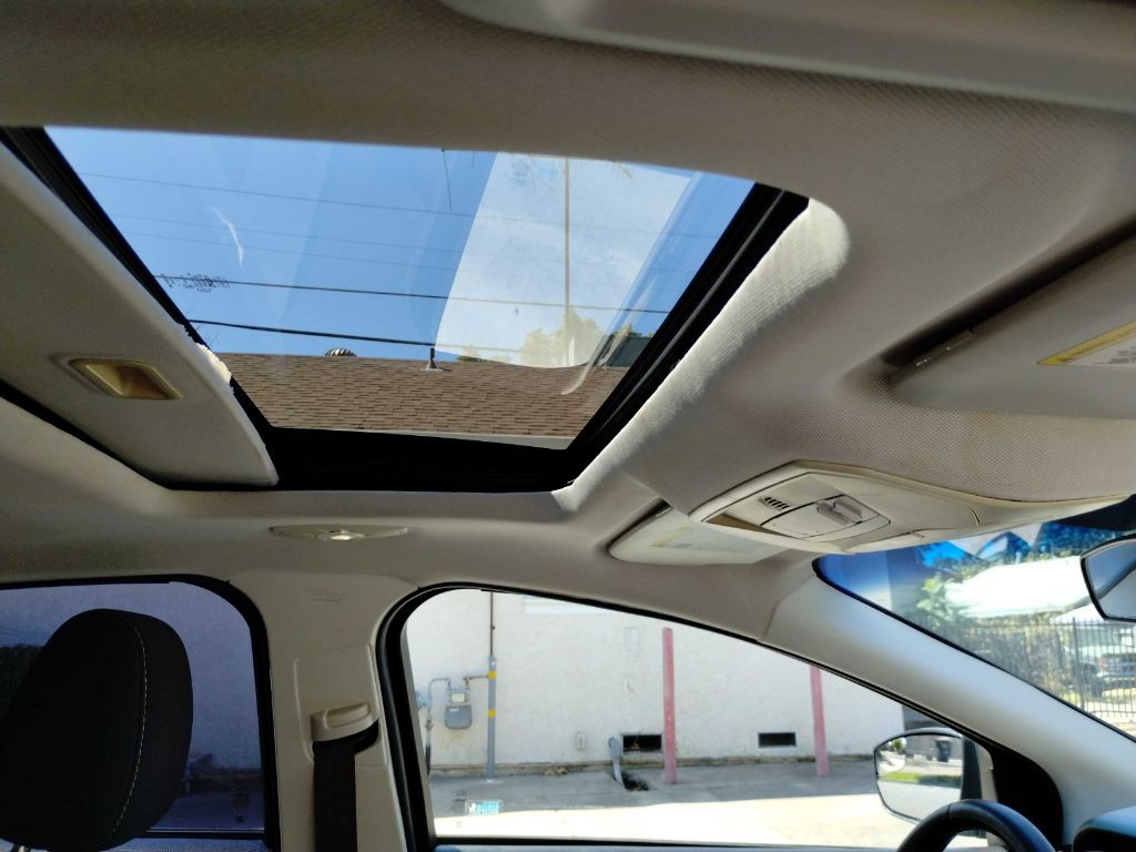 2012 Ford Focus Image 17