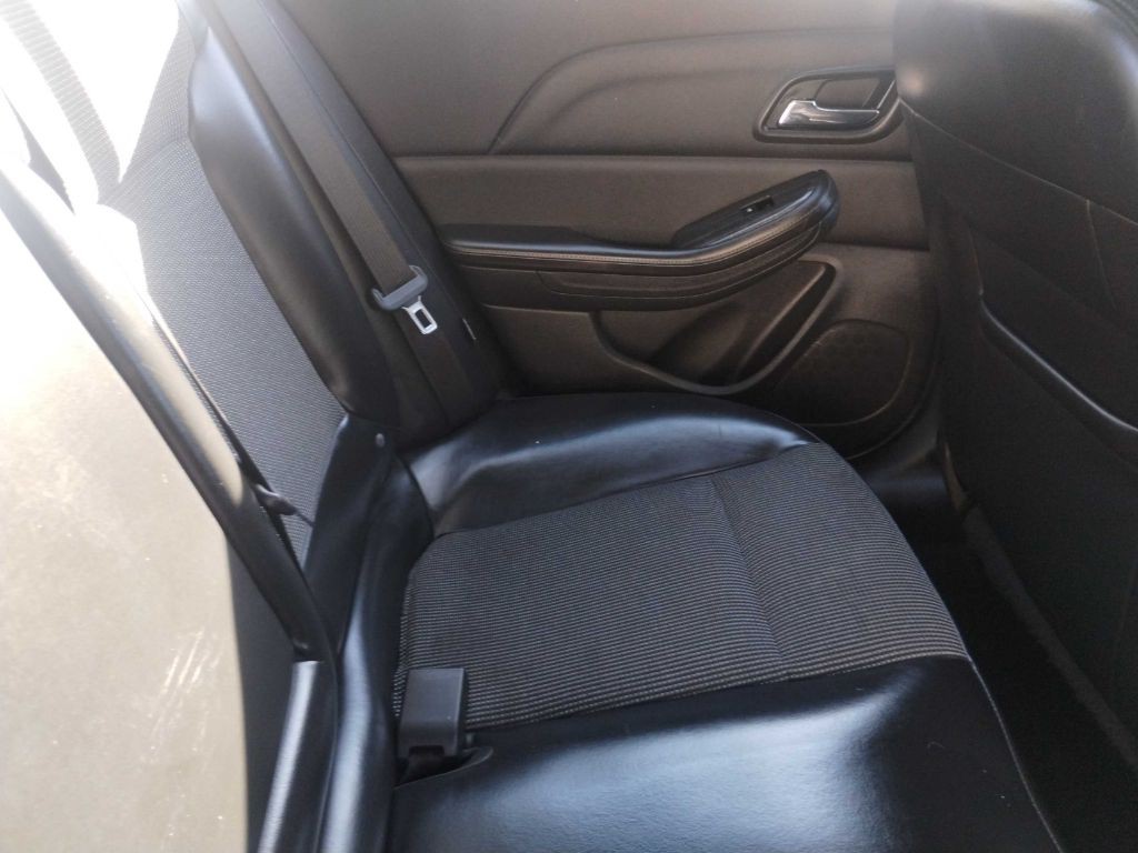 2014 Chevrolet Malibu Image 14