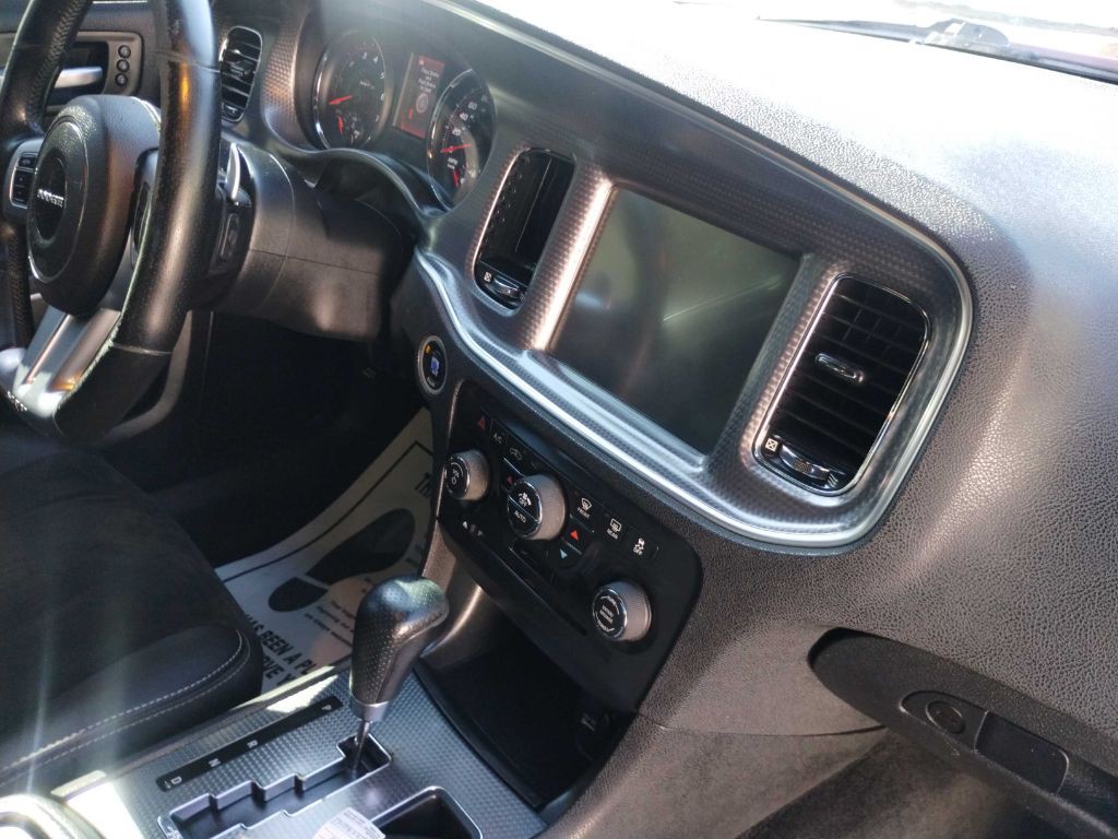 2012 Dodge Charger Image 19