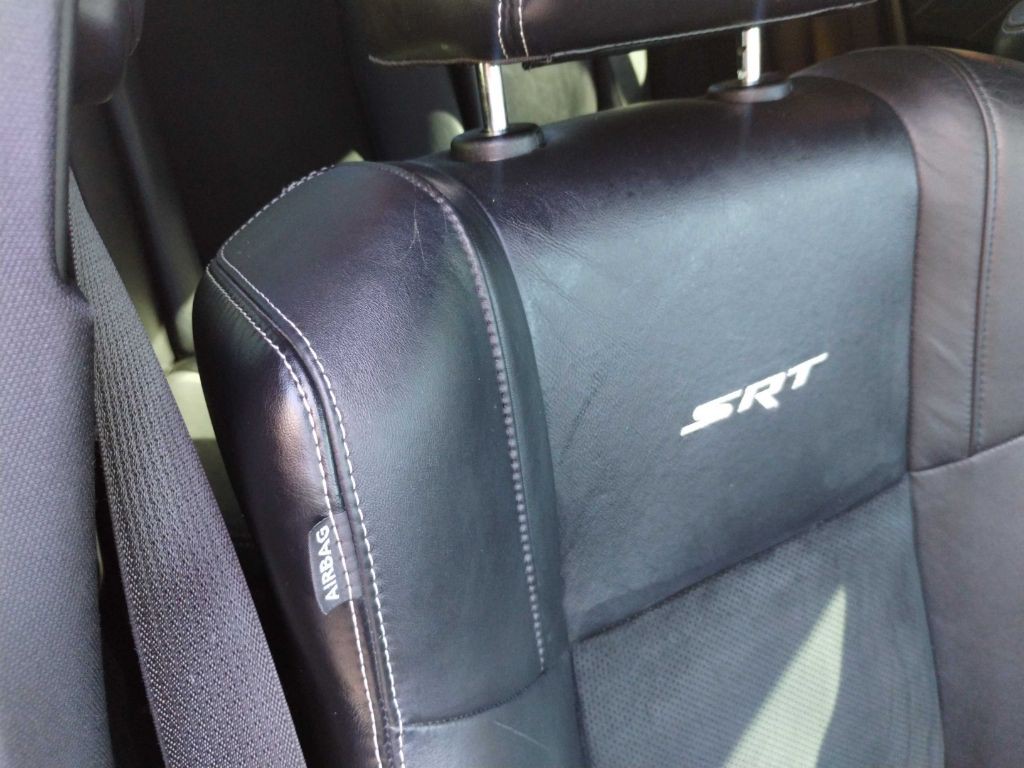 2012 Dodge Charger Image 21