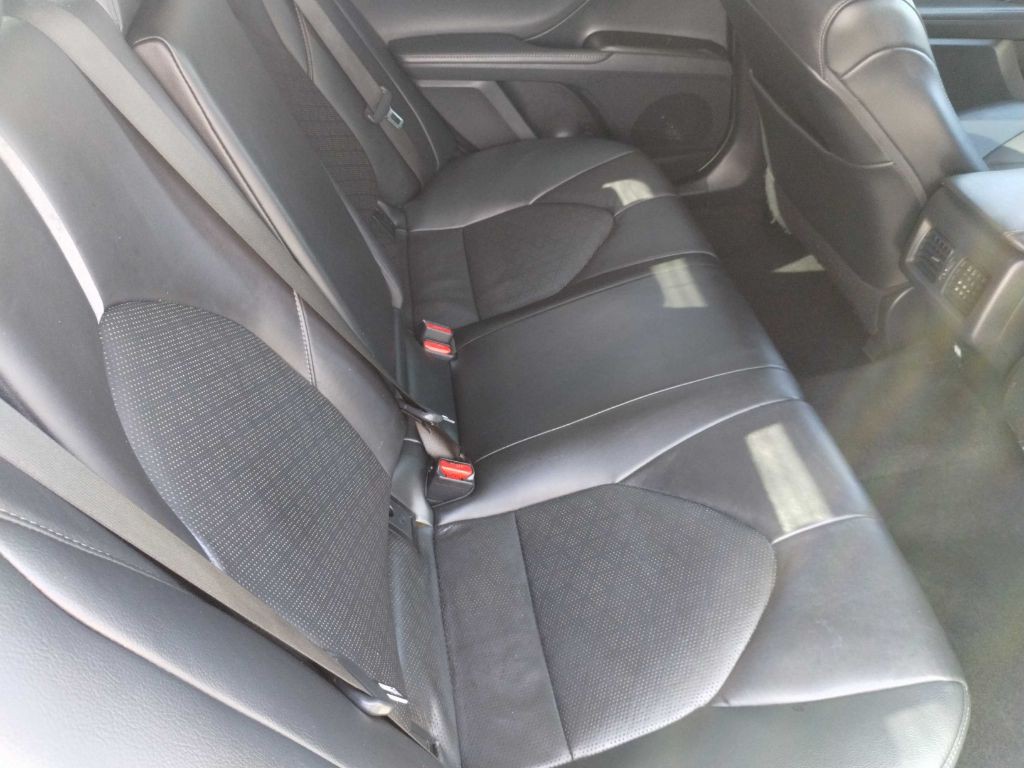 2021 Toyota Camry Image 15