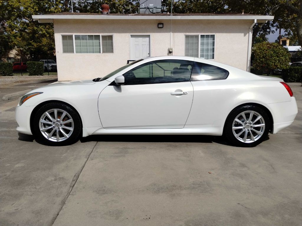 2013 INFINITI G37 Image 10