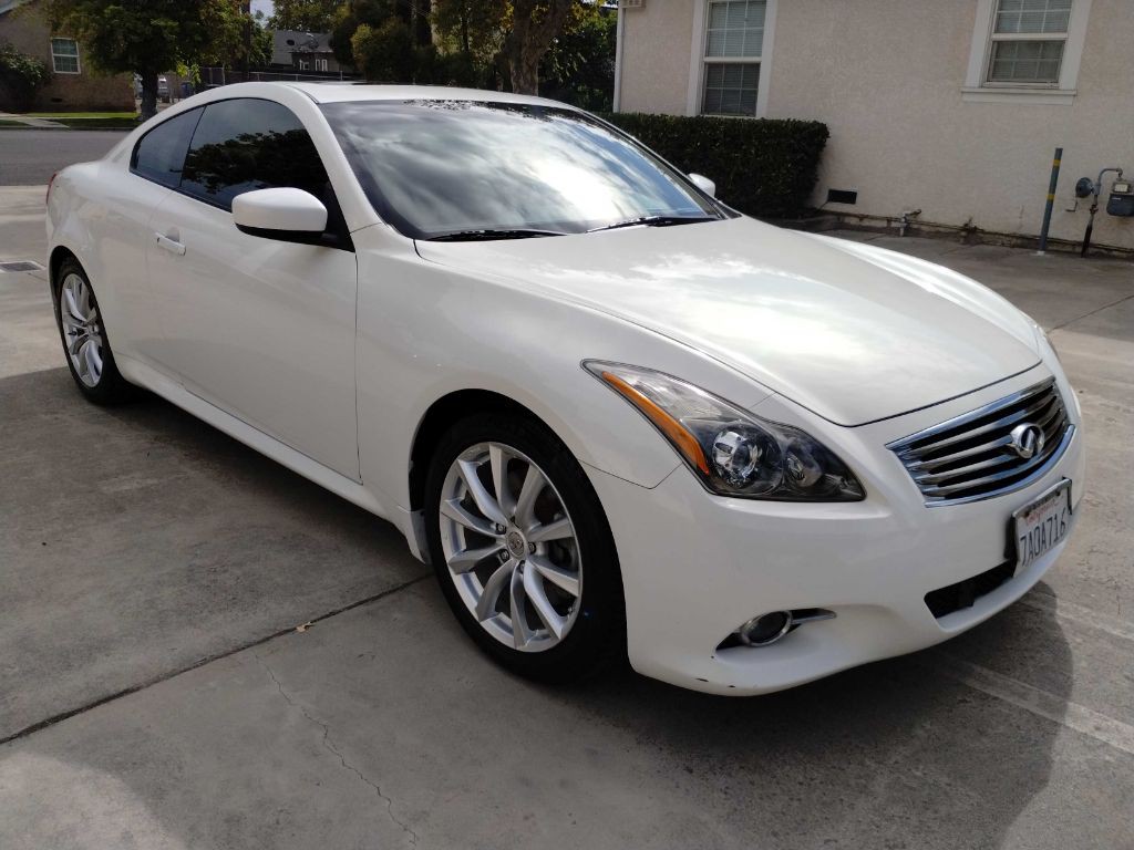2013 INFINITI G37 Image 2