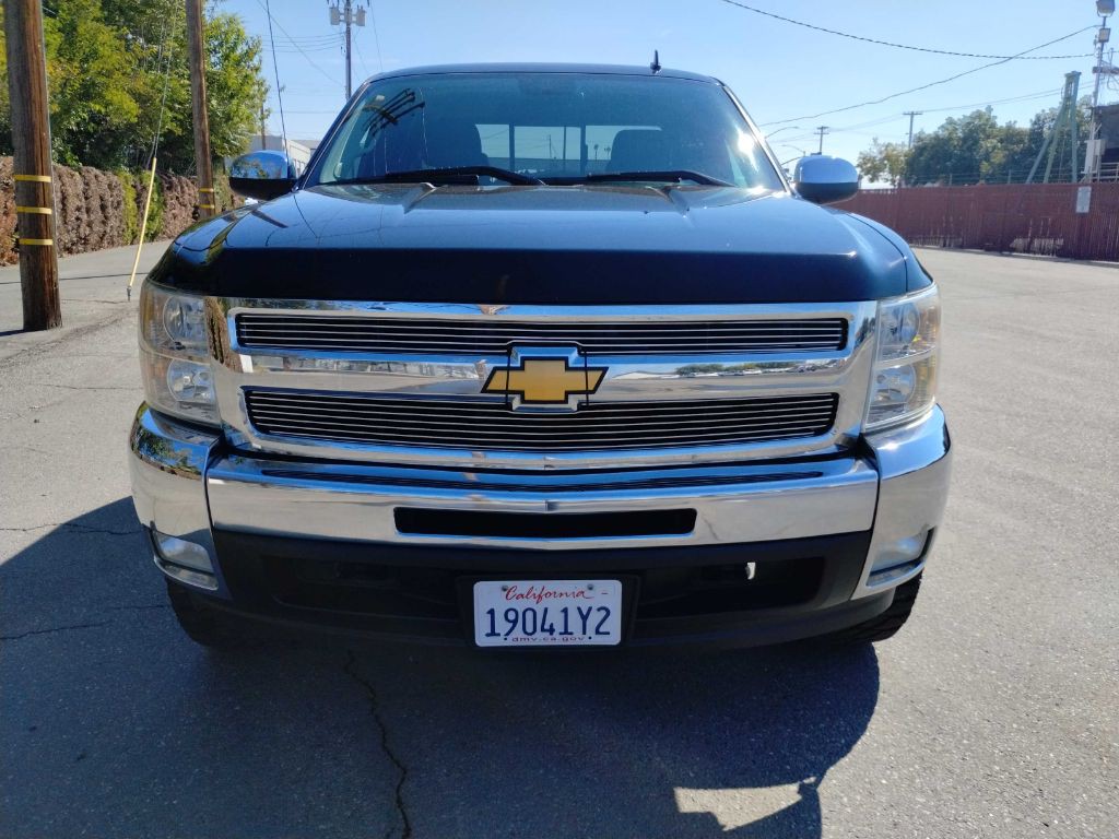 2013 Chevrolet Silverado 1500 Image 2