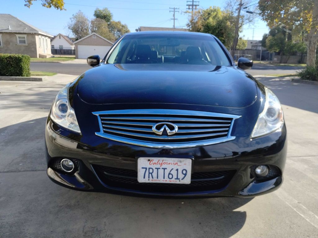 2013 INFINITI G37 Image 3
