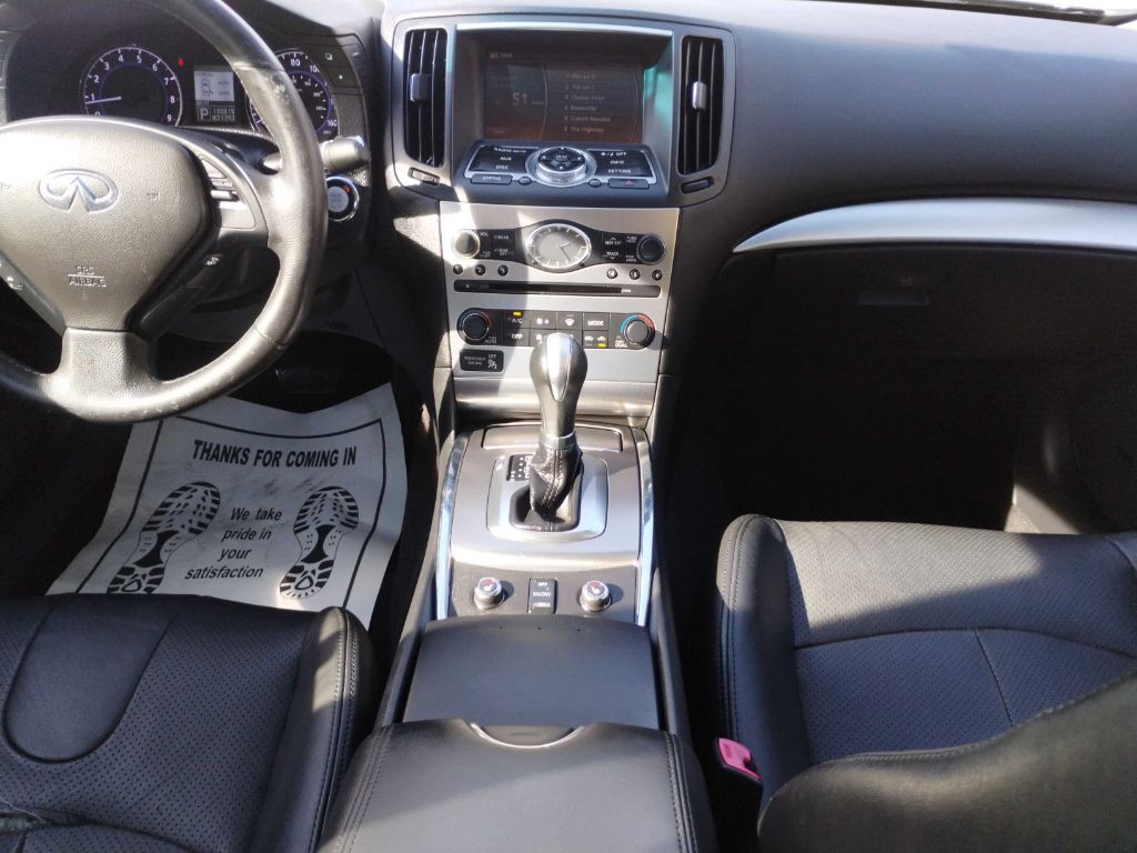2013 INFINITI G37 Image 12
