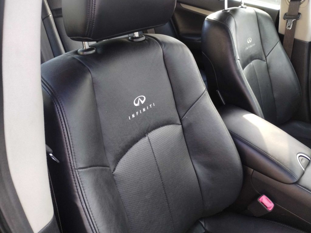 2013 INFINITI G37 Image 13