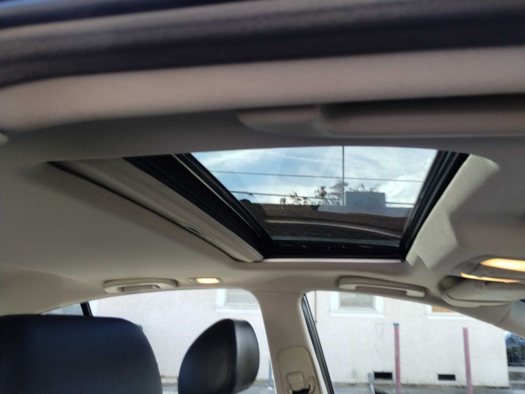 2013 INFINITI G37 Image 16