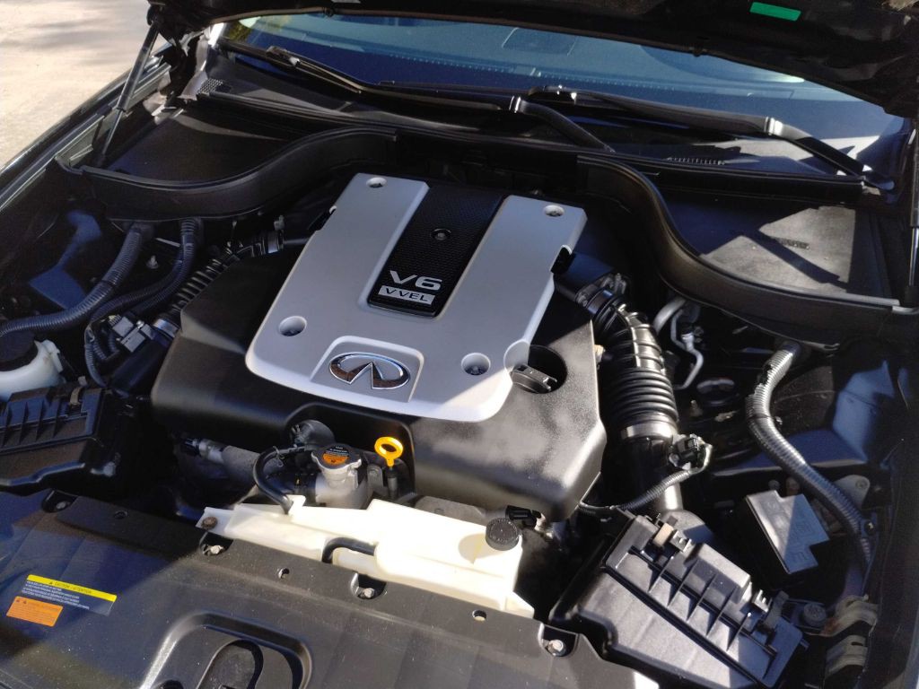 2013 INFINITI G37 Image 17