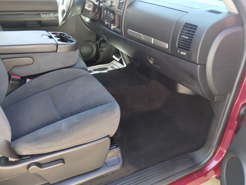 2007 Chevrolet Silverado 1500 Image 13
