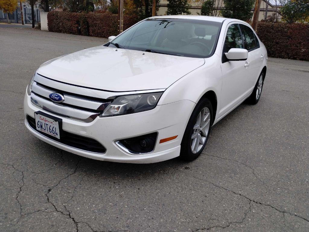 2011 Ford Fusion Image 2