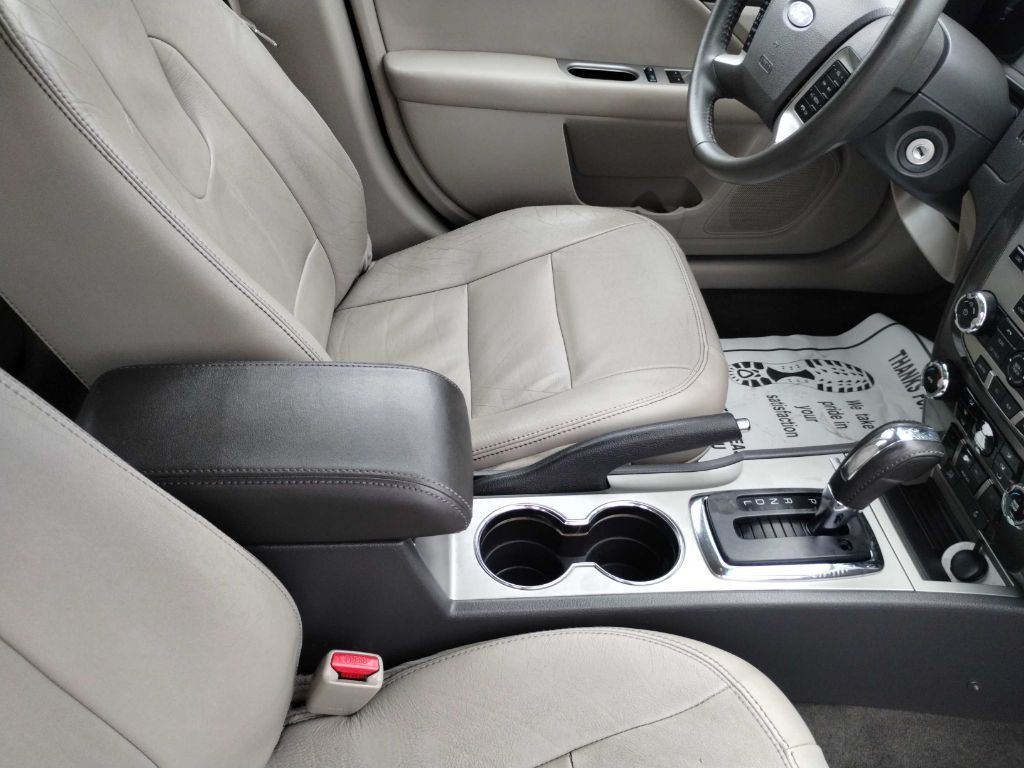 2011 Ford Fusion Image 14