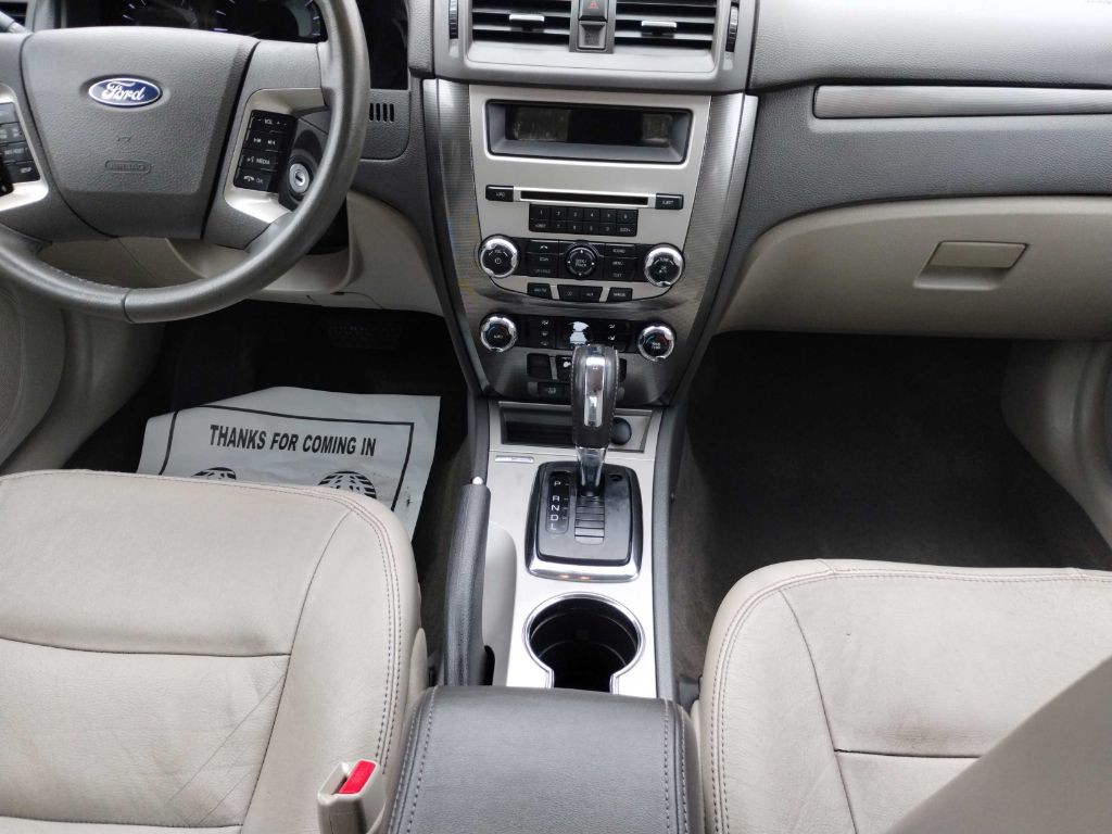 2011 Ford Fusion Image 15