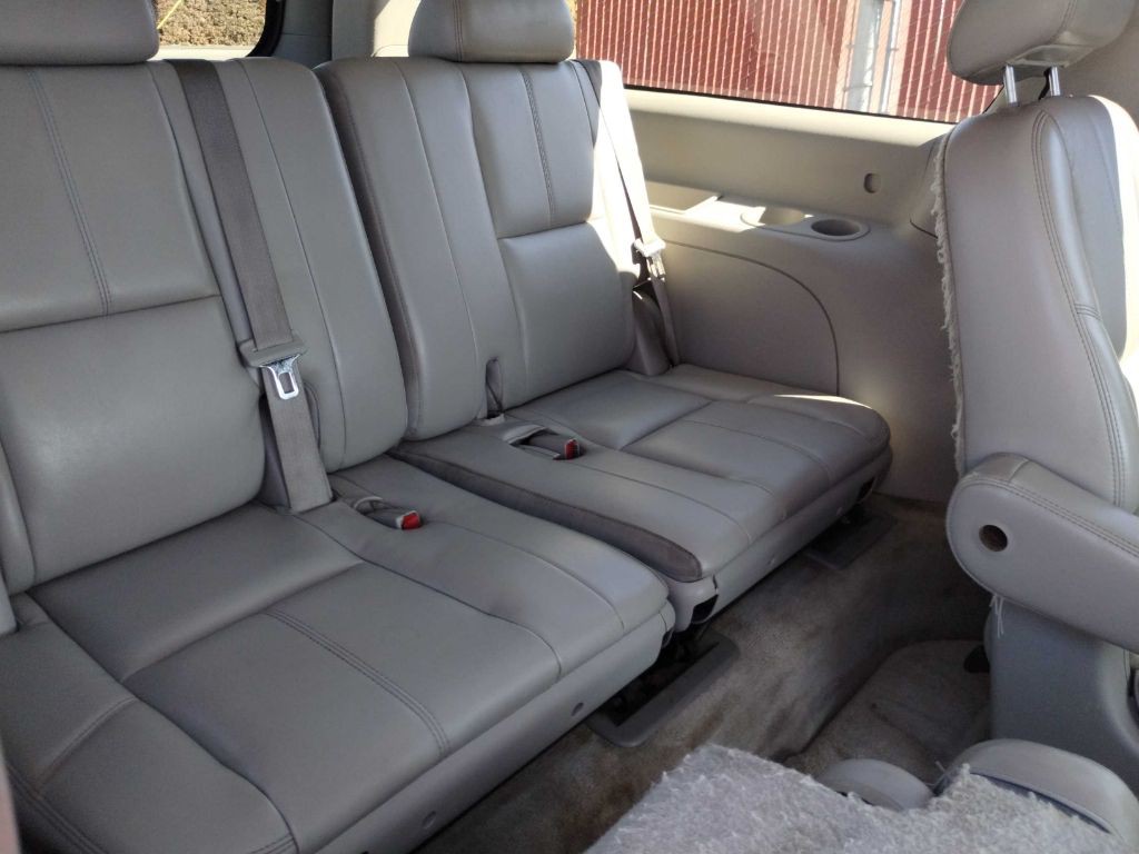 2007 Chevrolet Suburban Image 13