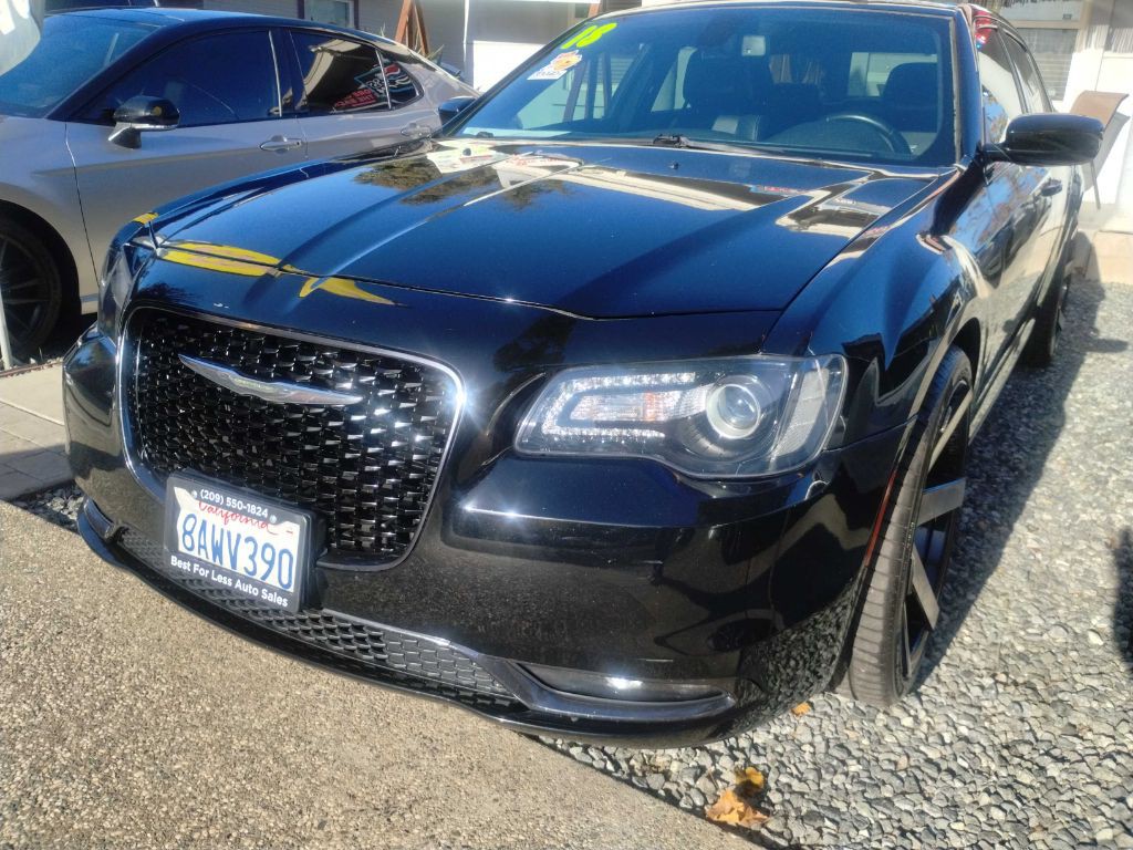 2018 Chrysler 300 Image 14