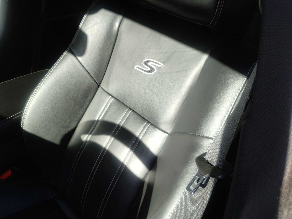 2018 Chrysler 300 Image 24