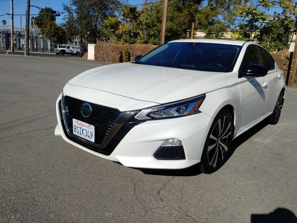 2020 Nissan Altima Image 1