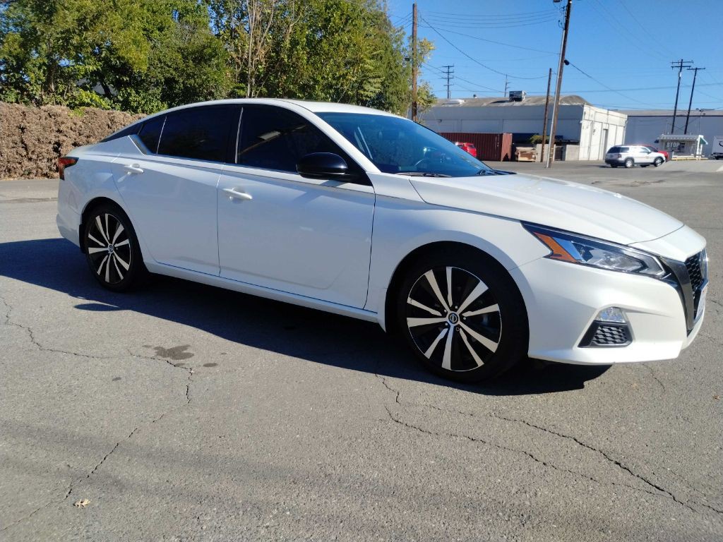 2020 Nissan Altima Image 3