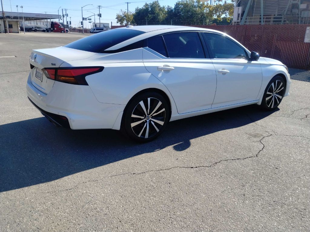 2020 Nissan Altima Image 6