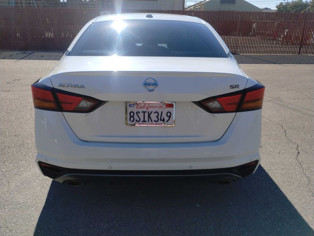 2020 Nissan Altima Image 7