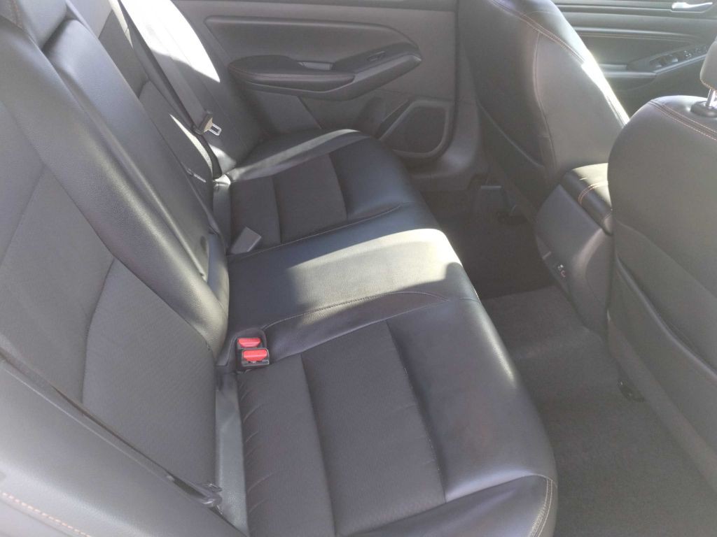 2020 Nissan Altima Image 11