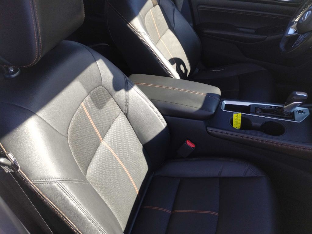 2020 Nissan Altima Image 16