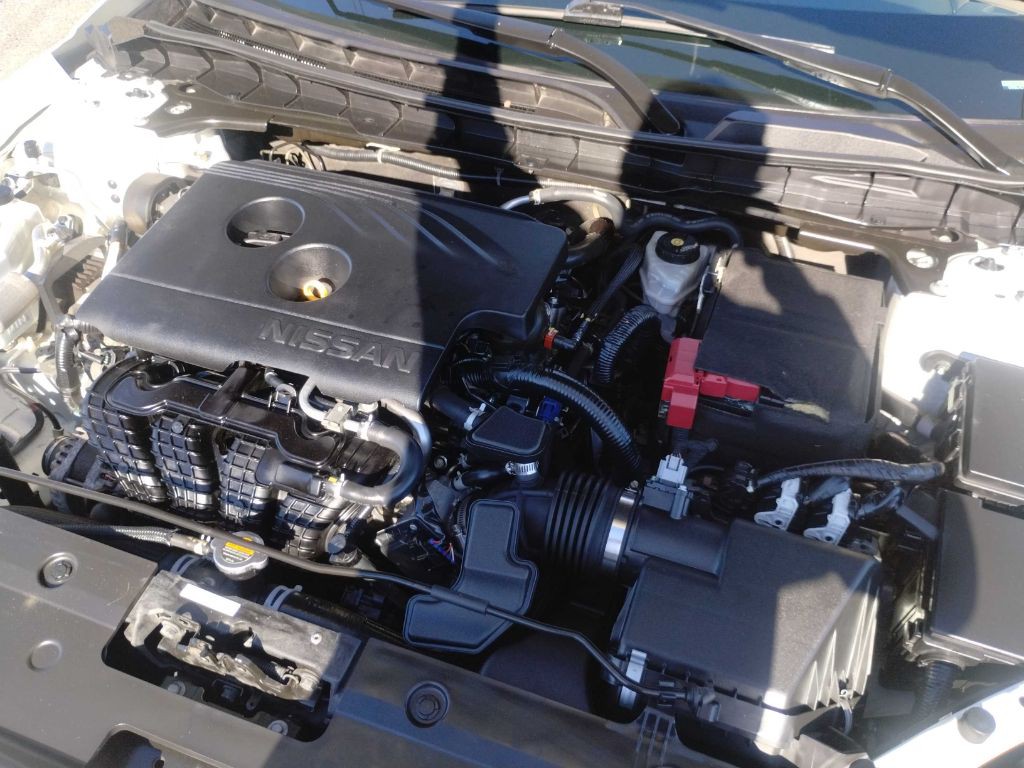 2020 Nissan Altima Image 21