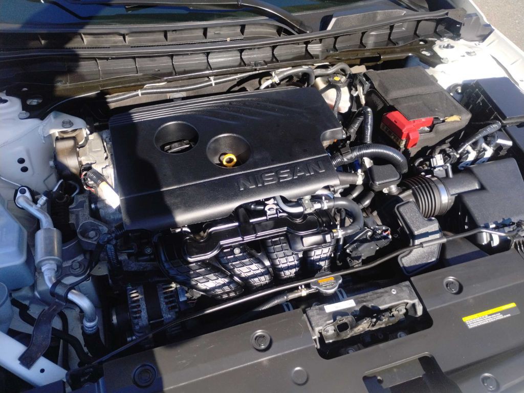 2020 Nissan Altima Image 22