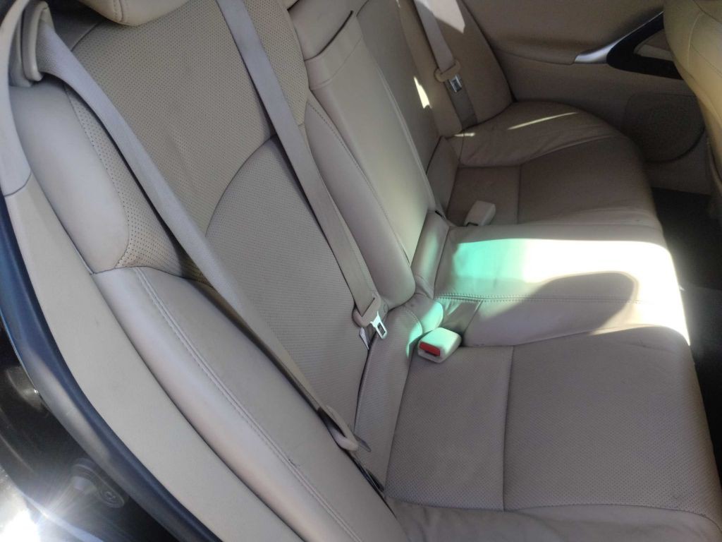 2008 Lexus IS Image 10