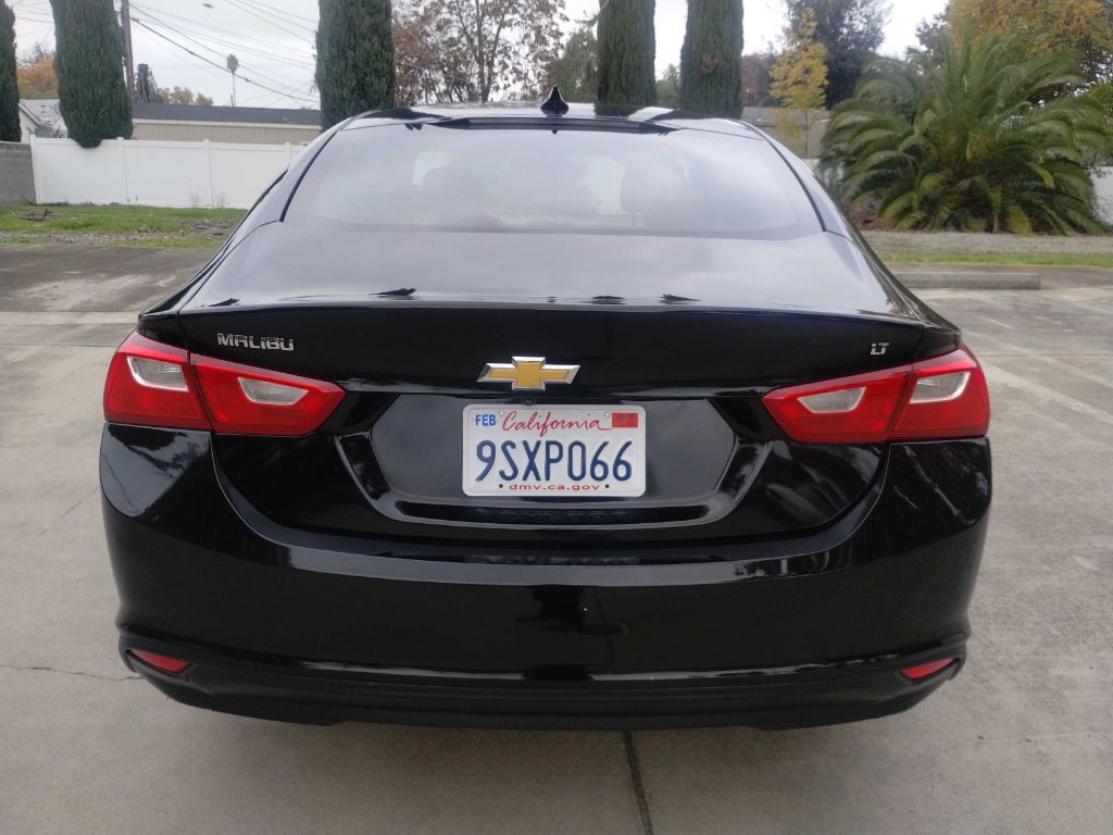 2018 Chevrolet Malibu Image 9