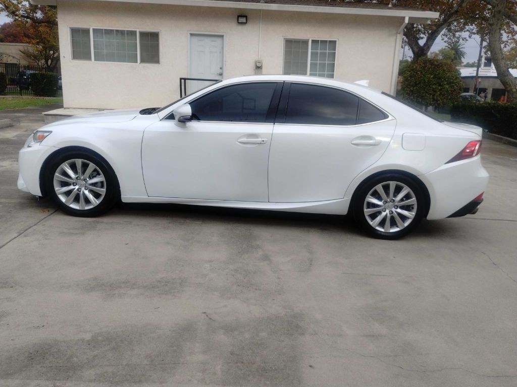 2014 Lexus IS Image 11