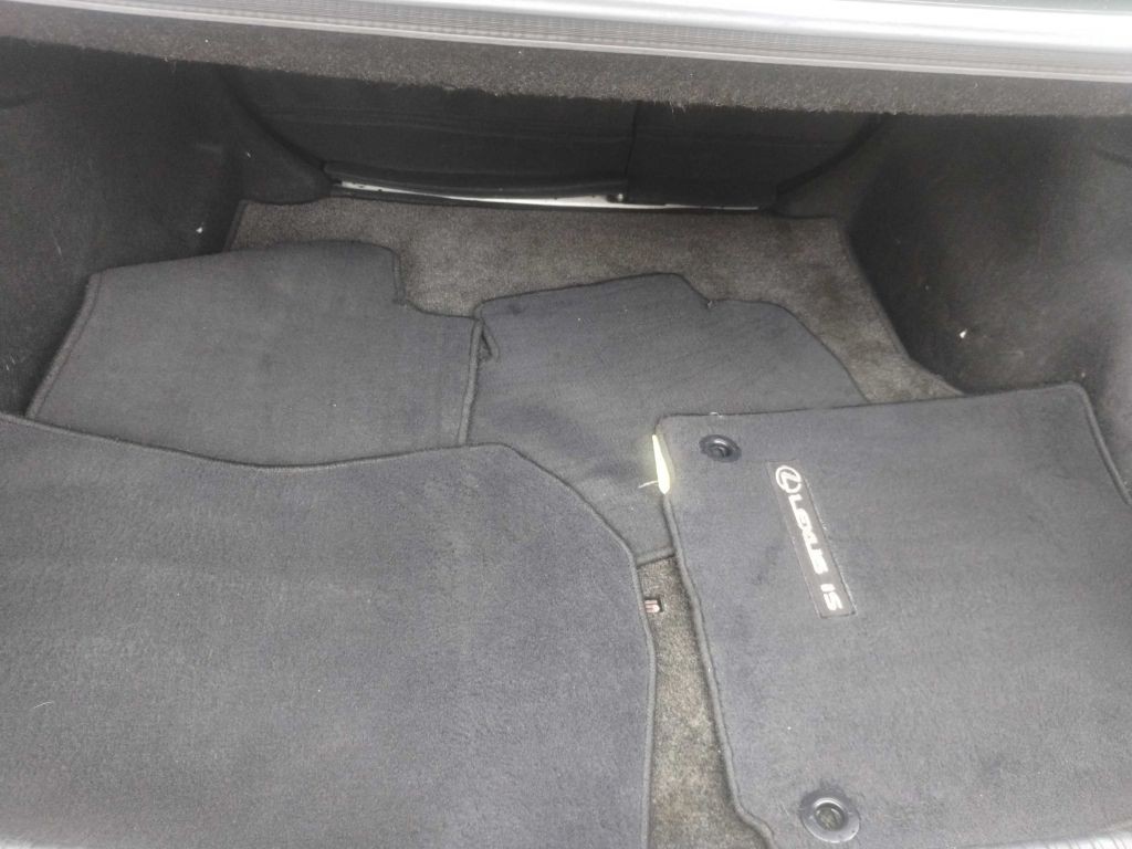 2014 Lexus IS Image 23