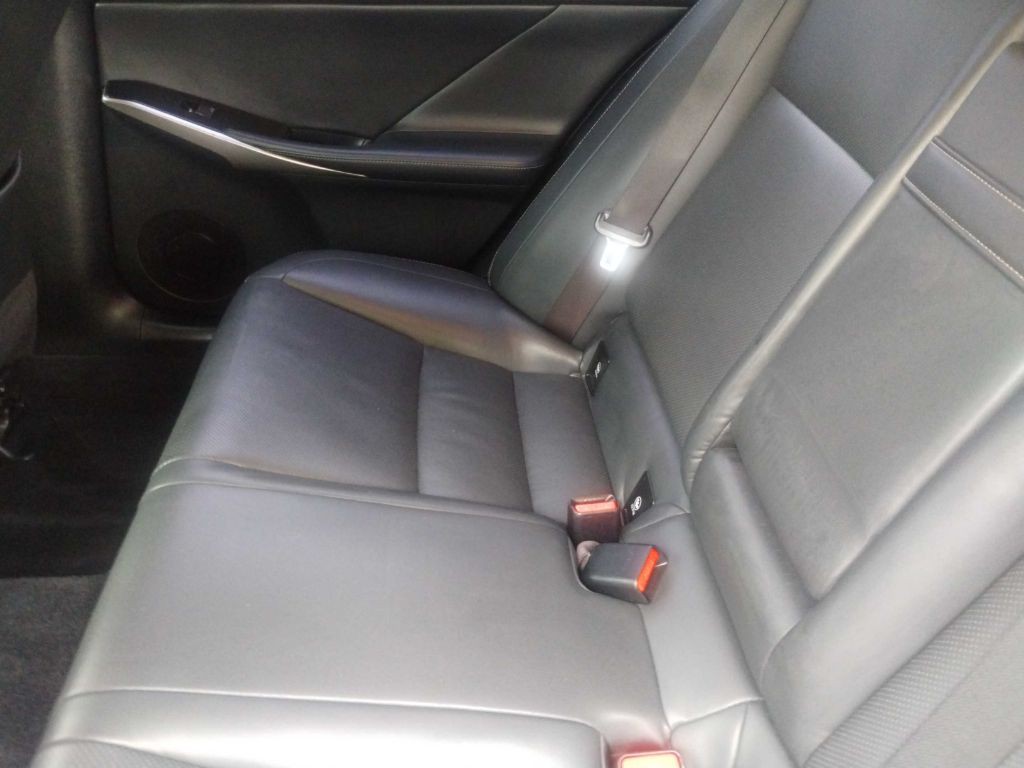 2014 Lexus IS Image 27