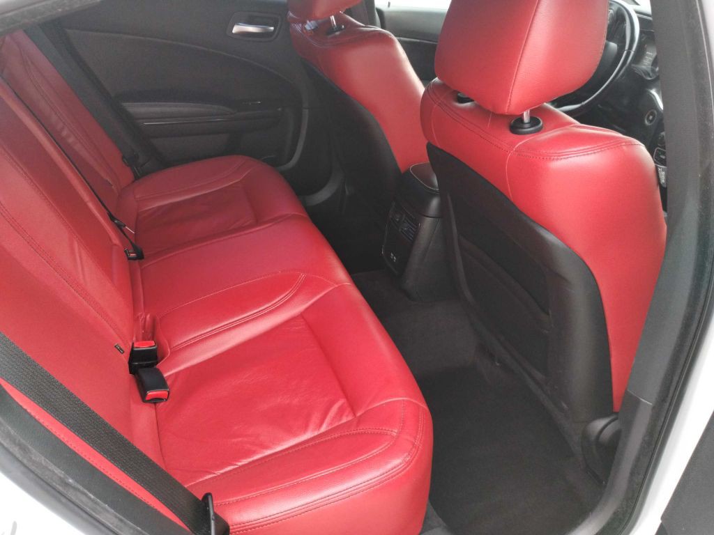 2019 Dodge Charger Image 15
