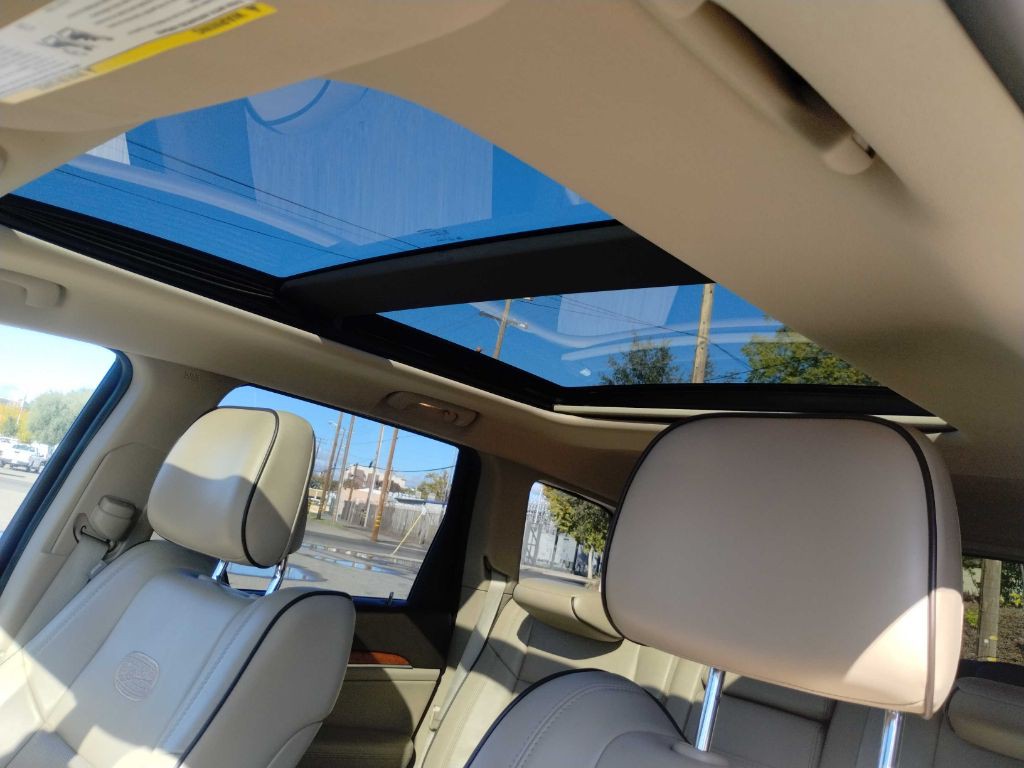 2011 Jeep Grand Cherokee Image 20